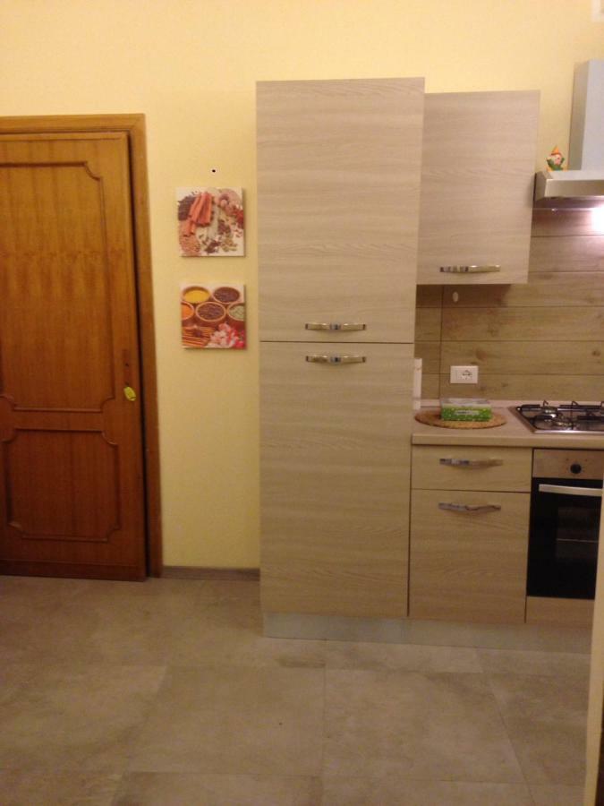 Ferienwohnung A Casa Di Fede LʼAquila Exterior foto
