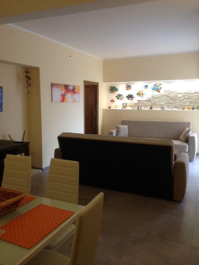 Ferienwohnung A Casa Di Fede LʼAquila Exterior foto